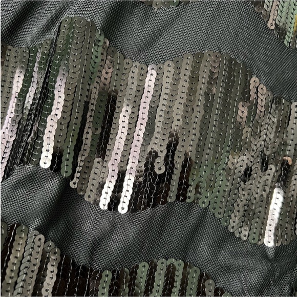 Anthro NANETTE LEPORE Black Wavy Sequin Striped Long Sleeve Dress - Picture 13 of 16